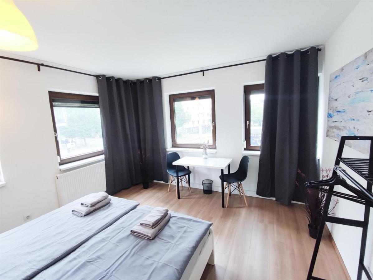 Ferienwohnung Stuttgart City 4ZW in bester City Lage am Berliner Platz für max. 6 Personen Exterior foto