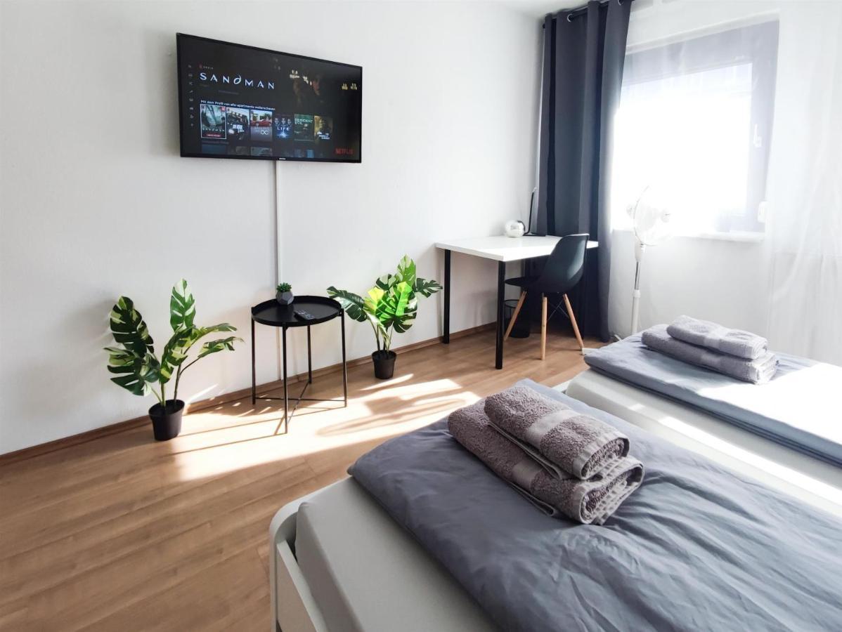 Ferienwohnung Stuttgart City 4ZW in bester City Lage am Berliner Platz für max. 6 Personen Exterior foto