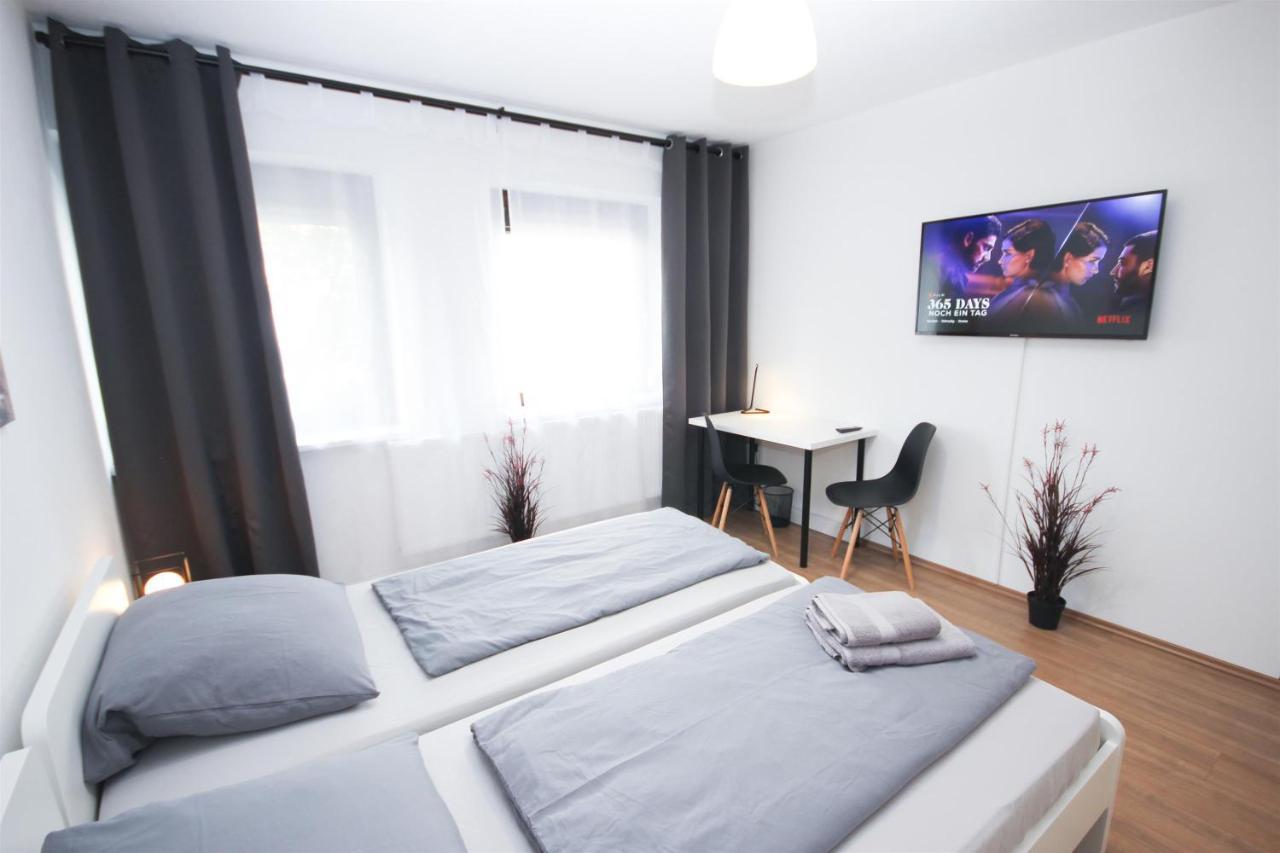 Ferienwohnung Stuttgart City 4ZW in bester City Lage am Berliner Platz für max. 6 Personen Exterior foto