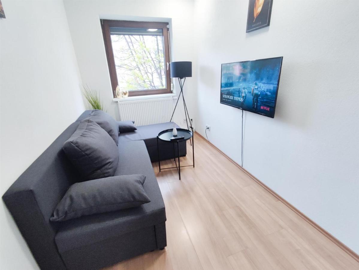 Ferienwohnung Stuttgart City 4ZW in bester City Lage am Berliner Platz für max. 6 Personen Exterior foto