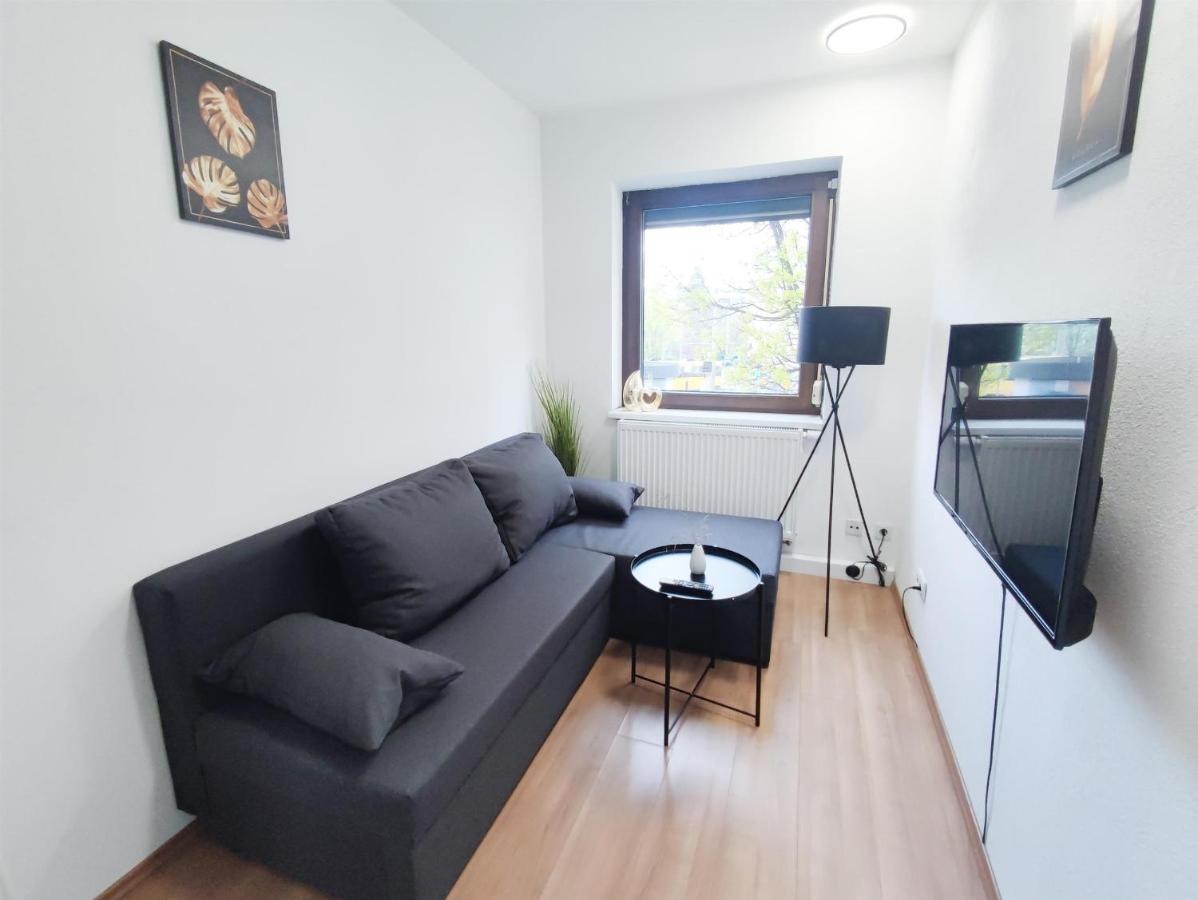 Ferienwohnung Stuttgart City 4ZW in bester City Lage am Berliner Platz für max. 6 Personen Exterior foto